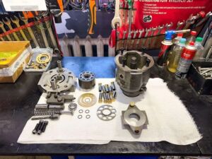 Разобранный гидронасос Bosch Rexroth